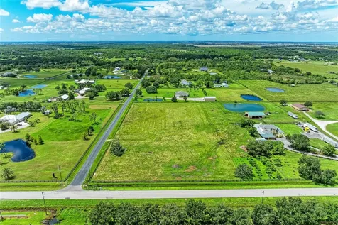 23221 63rd Avenue E Bradenton FL 34211