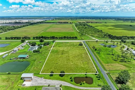 23221 63rd Avenue E Bradenton FL 34211