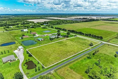 23221 63rd Avenue E Bradenton FL 34211