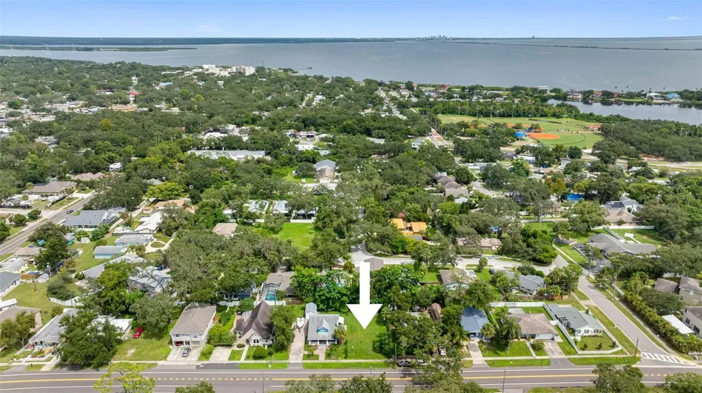 650 14th Avenue S Safety Harbor FL 34695