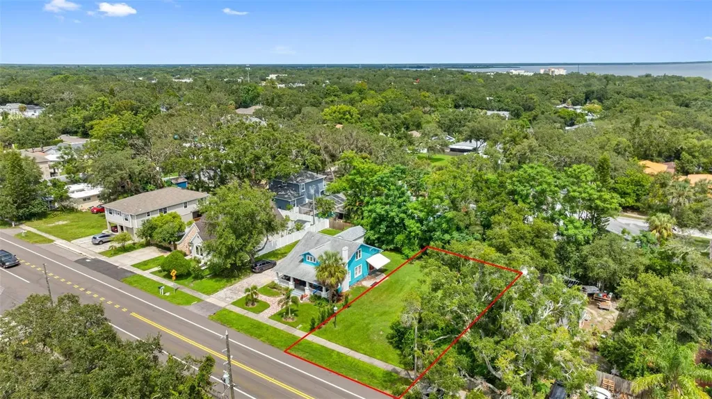 650 14th Avenue S Safety Harbor FL 34695