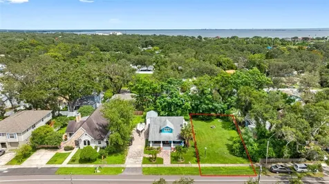 650 14th Avenue S Safety Harbor FL 34695