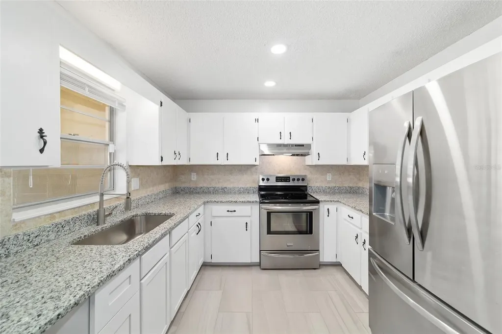 8665 SW 94th Lane Ocala FL 34481