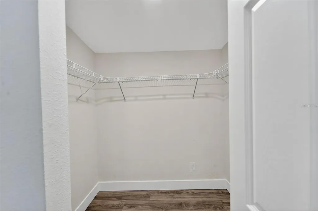 2525 W Beach Street Tampa FL 33607