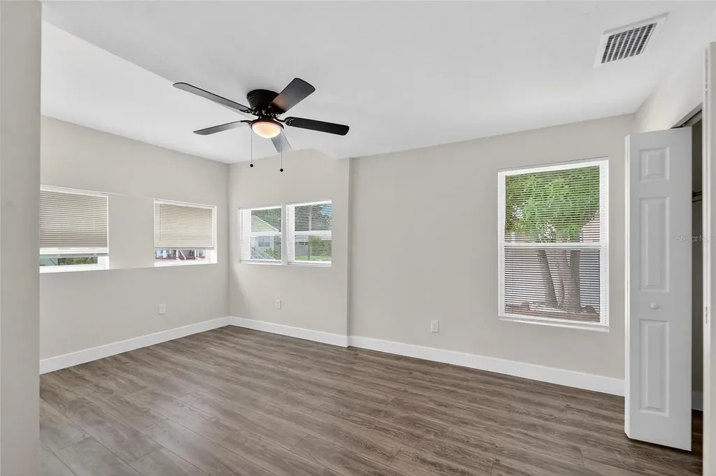 2525 W Beach Street Tampa FL 33607