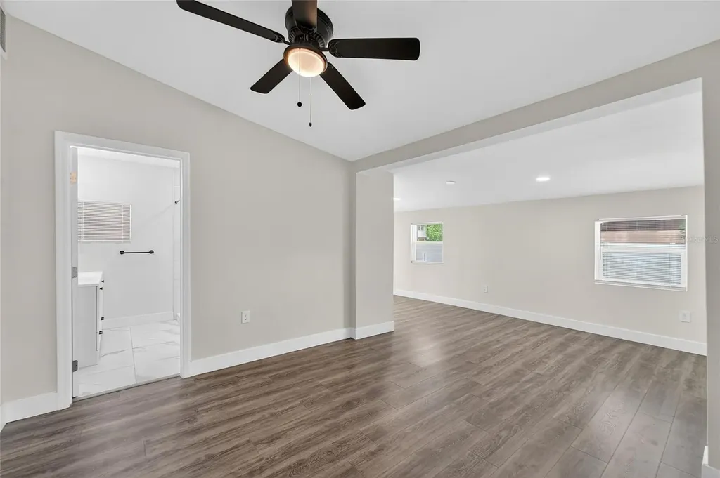 2525 W Beach Street Tampa FL 33607