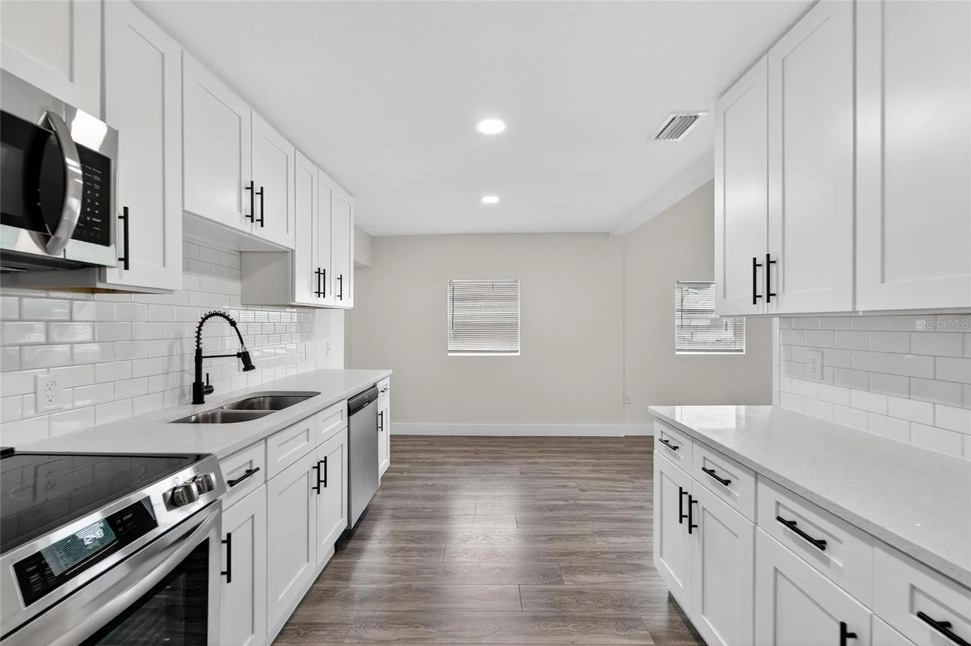 2525 W Beach Street Tampa FL 33607