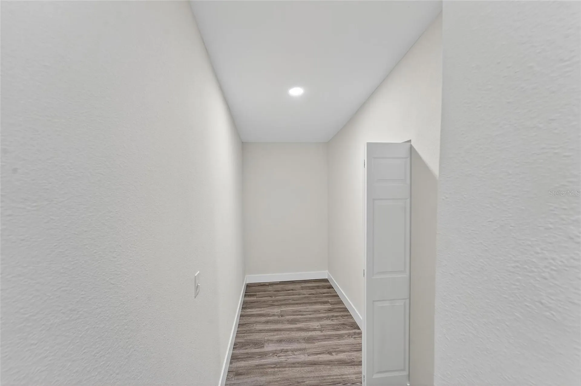 2525 W Beach Street Tampa FL 33607