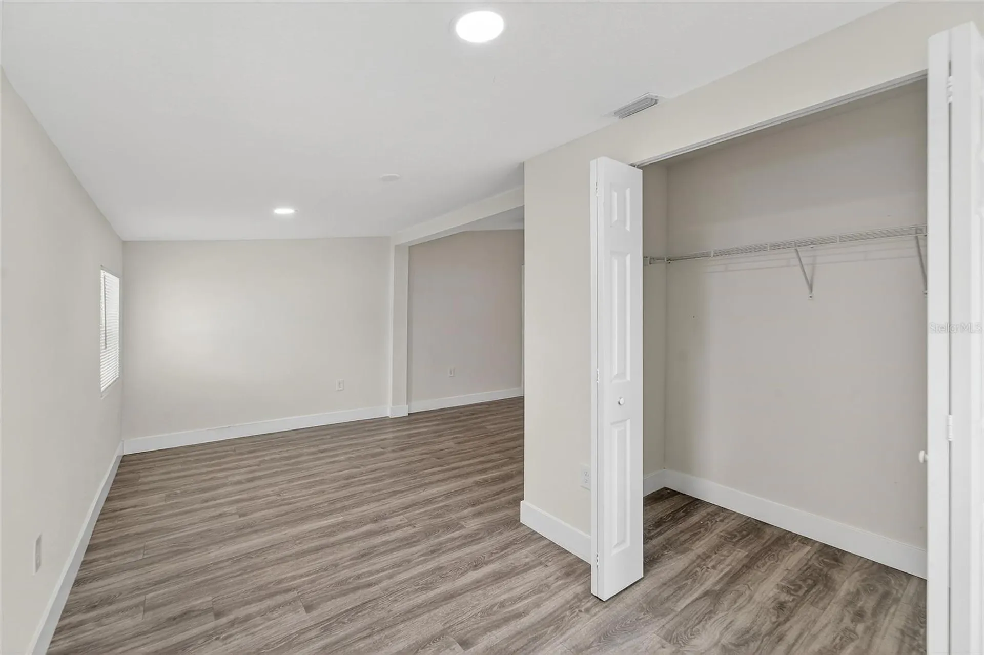 2525 W Beach Street Tampa FL 33607