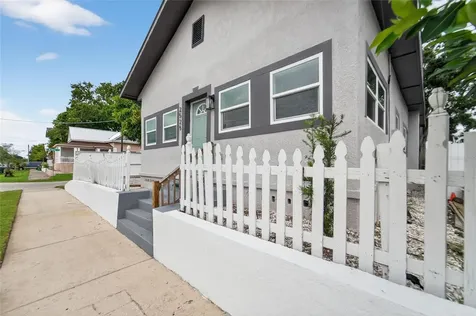 2525 W Beach Street Tampa FL 33607