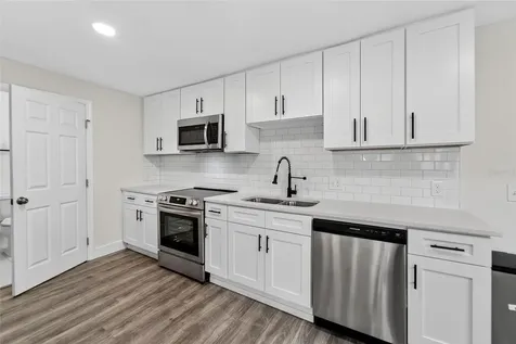 2525 W Beach Street Tampa FL 33607