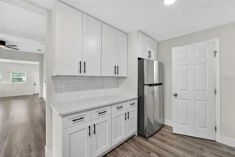 2525 W Beach Street Tampa FL 33607