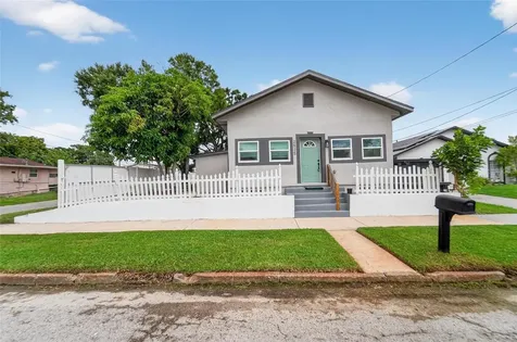 2525 W Beach Street Tampa FL 33607