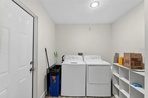 2525 W Beach Street Tampa FL 33607