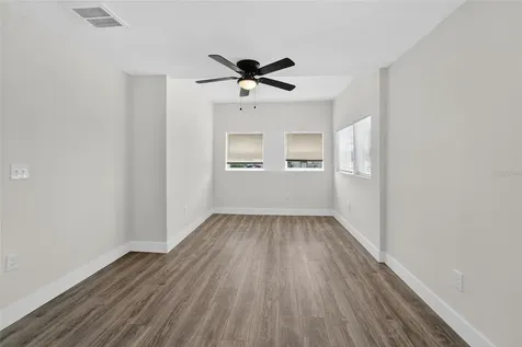 2525 W Beach Street Tampa FL 33607