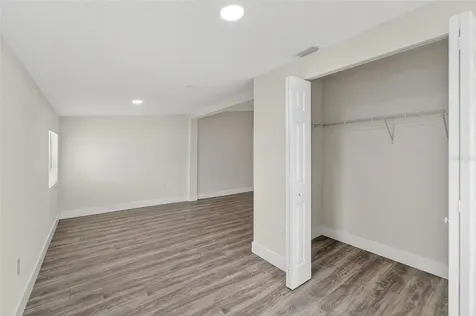 2525 W Beach Street Tampa FL 33607