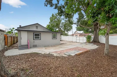2525 W Beach Street Tampa FL 33607