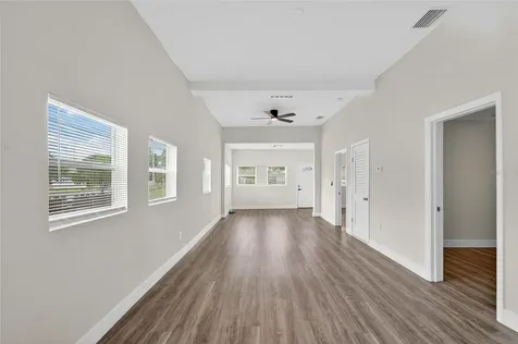 2525 W Beach Street Tampa FL 33607