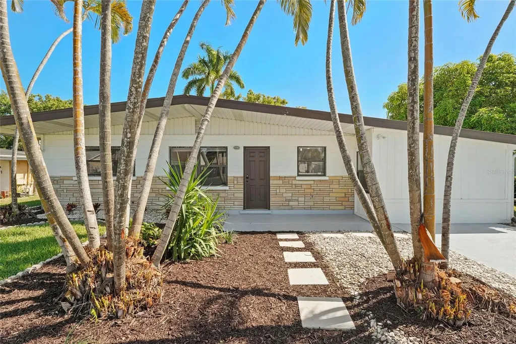 5619 New York Avenue Sarasota FL 34231