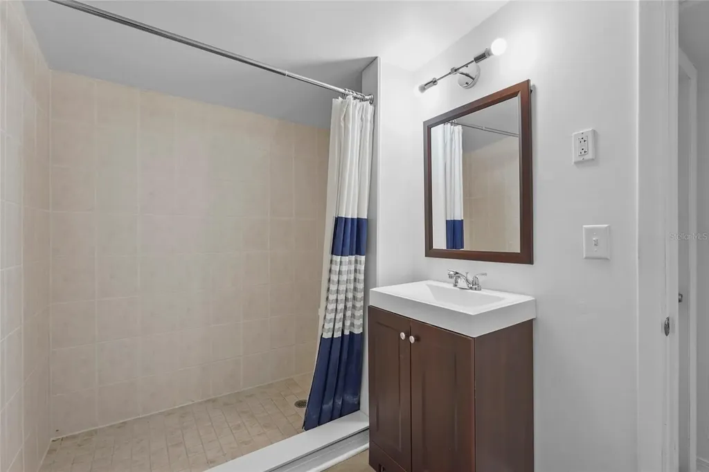 5619 New York Avenue Sarasota FL 34231