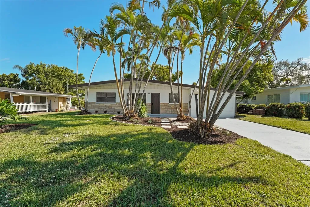 5619 New York Avenue Sarasota FL 34231