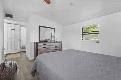 5619 New York Avenue Sarasota FL 34231
