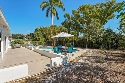 5619 New York Avenue Sarasota FL 34231