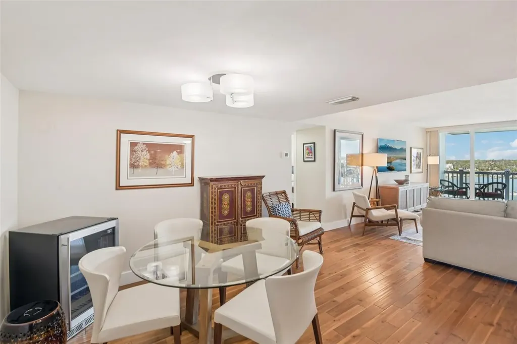 500 Treasure Island Causeway Treasure Island FL 33706