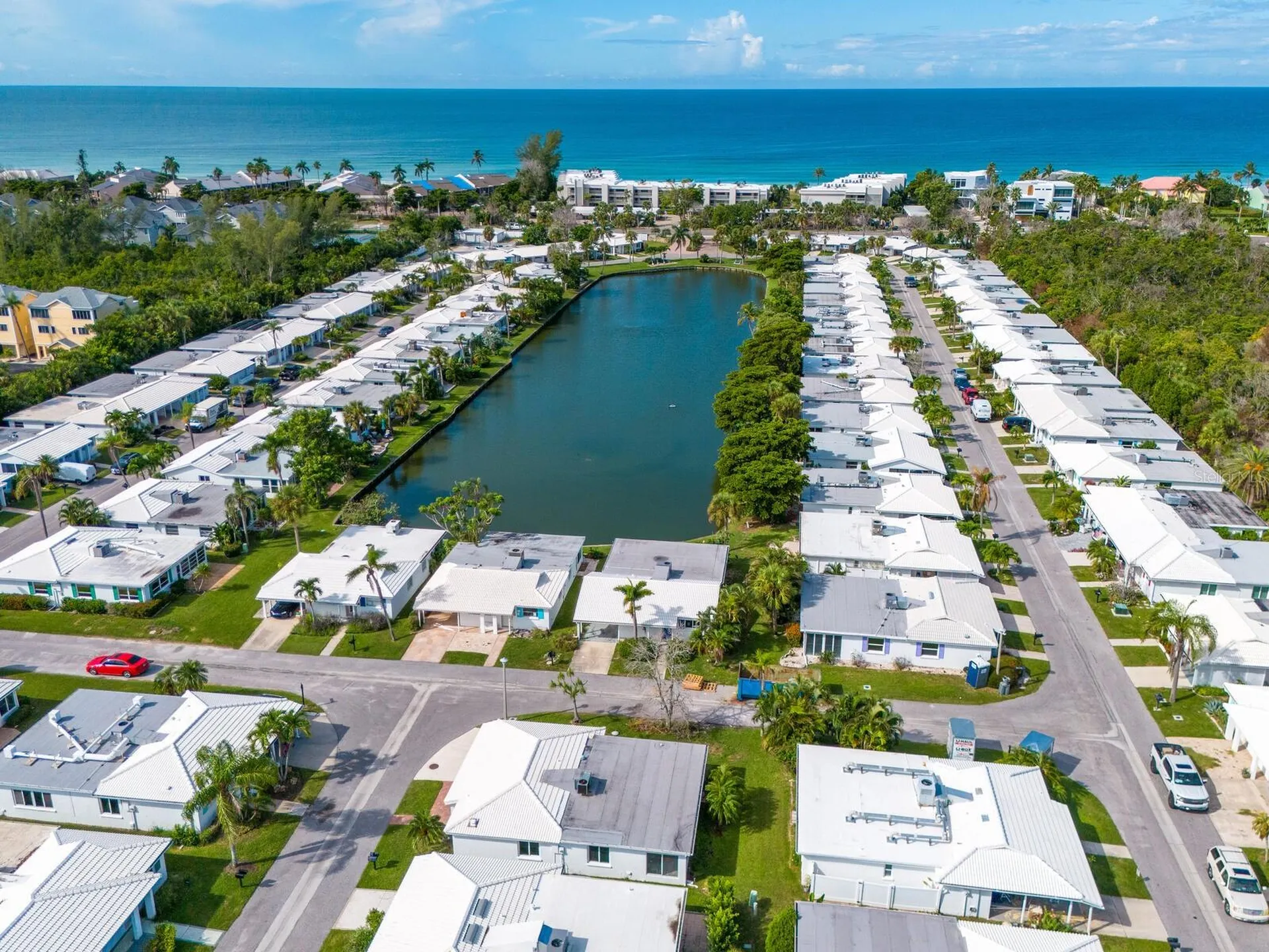 667 El Centro Longboat Key FL 34228