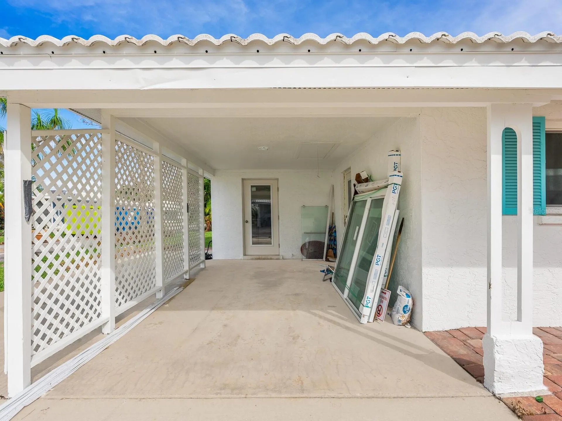 667 El Centro Longboat Key FL 34228
