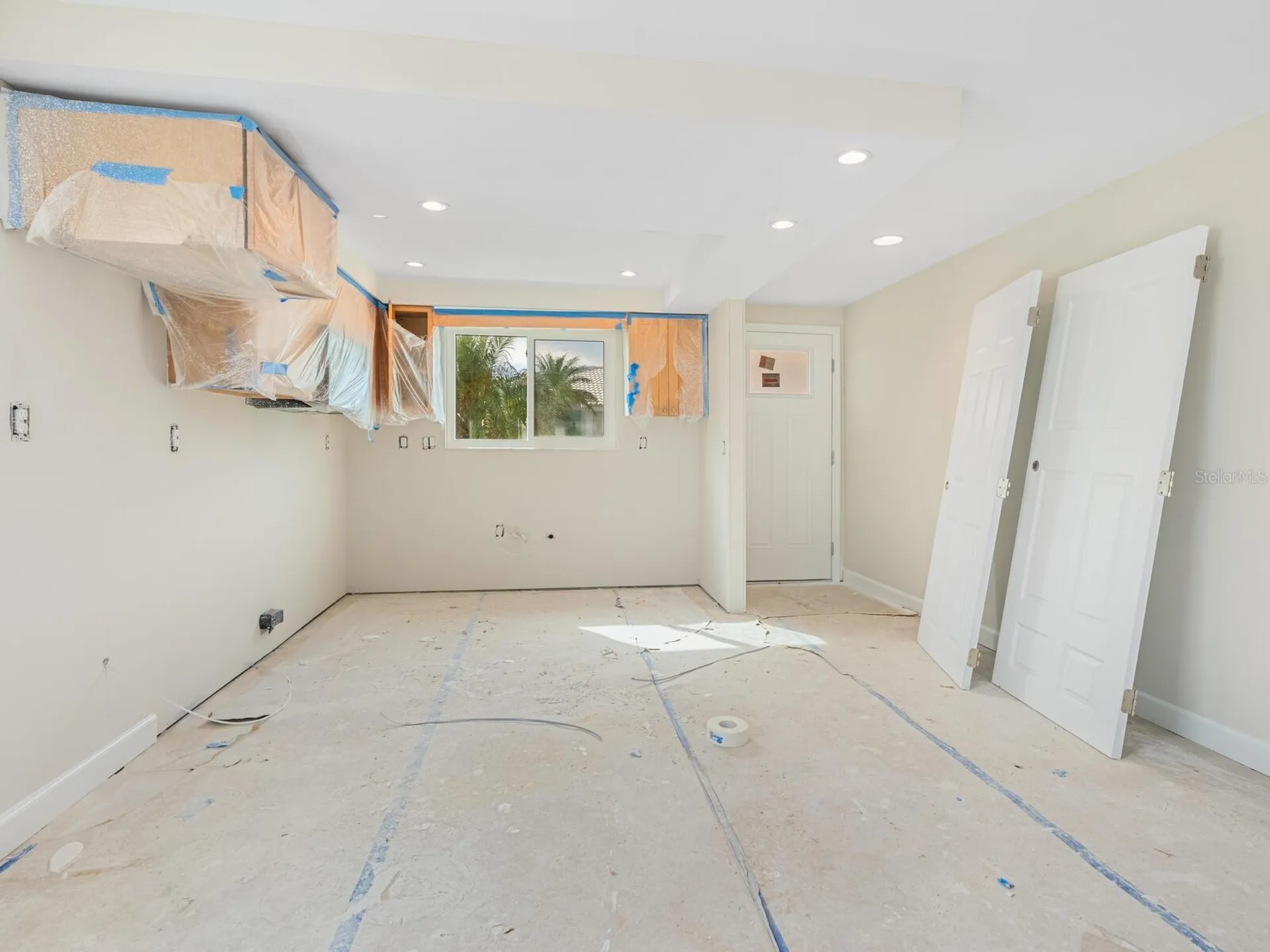 667 El Centro Longboat Key FL 34228