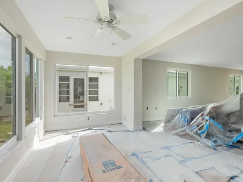 667 El Centro Longboat Key FL 34228