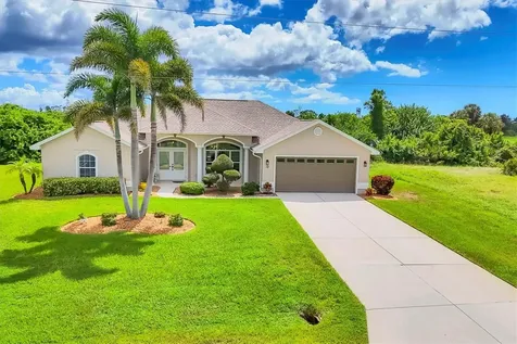 18 Medalist Terrace Rotonda West FL 33947