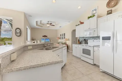 18 Medalist Terrace Rotonda West FL 33947