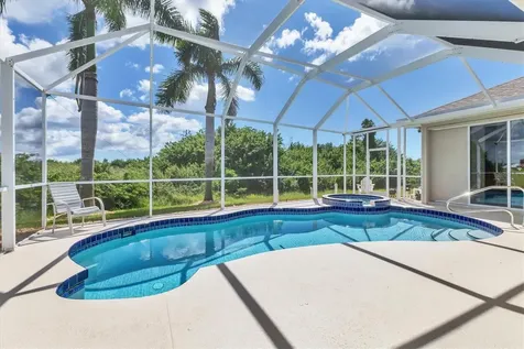 18 Medalist Terrace Rotonda West FL 33947