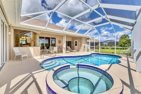 18 Medalist Terrace Rotonda West FL 33947