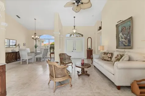 18 Medalist Terrace Rotonda West FL 33947