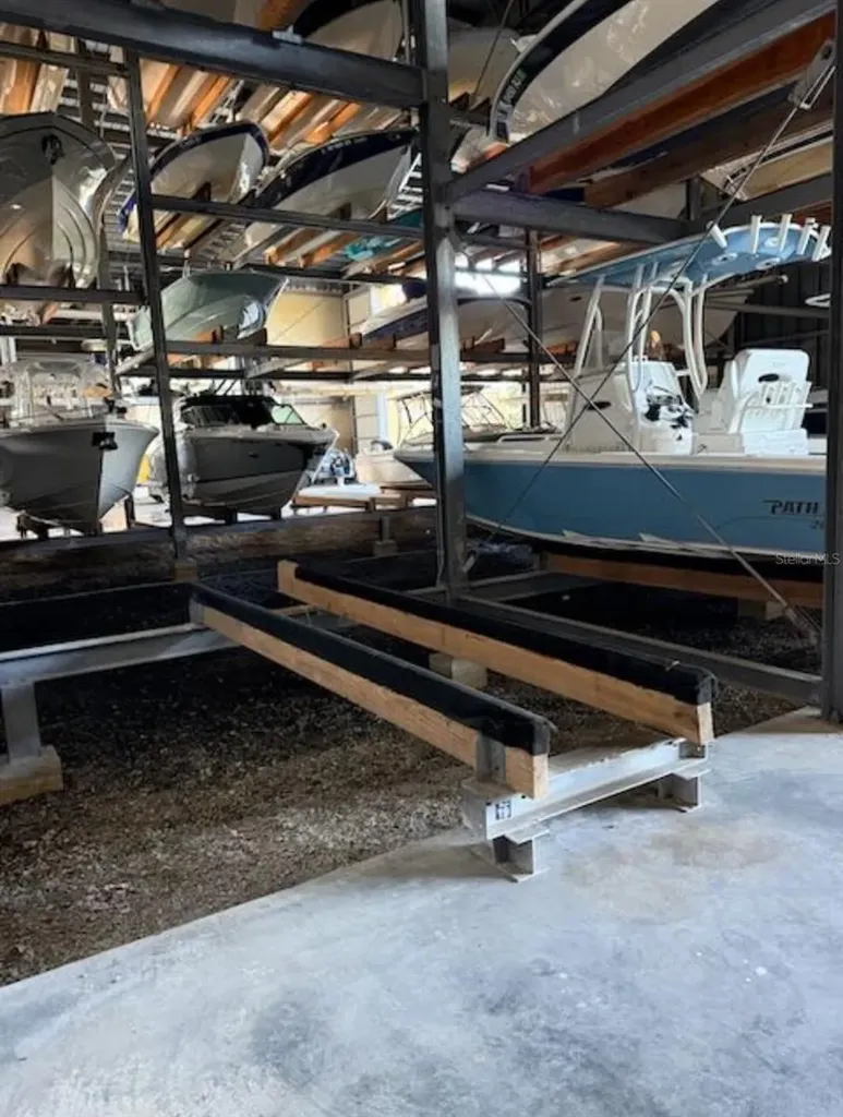 570 Blackburn Point Road Osprey FL 34229