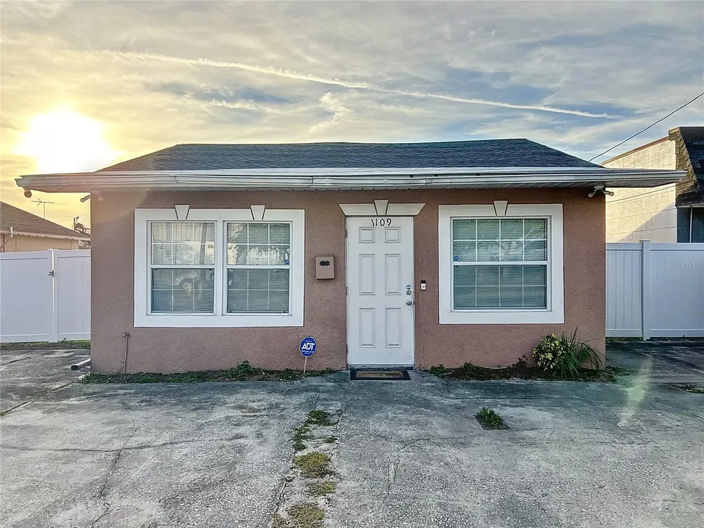 1109 5th Street SW Winter Haven FL 33880
