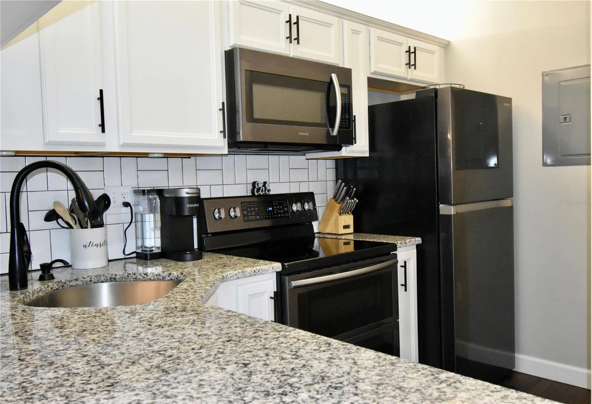 3188 Lake Pine Way S Tarpon Springs FL 34688