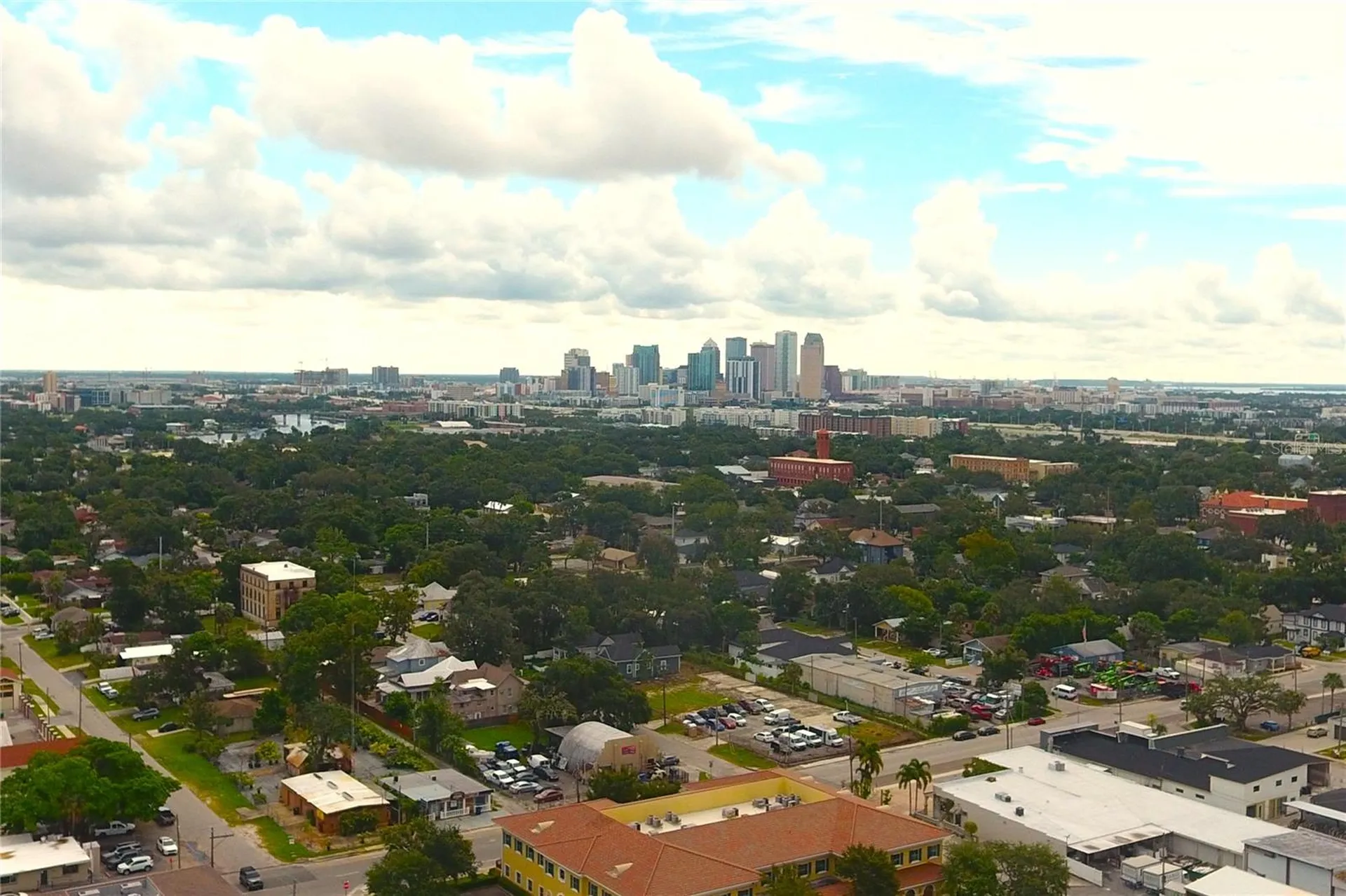 2606 W Columbus Drive Tampa FL 33607
