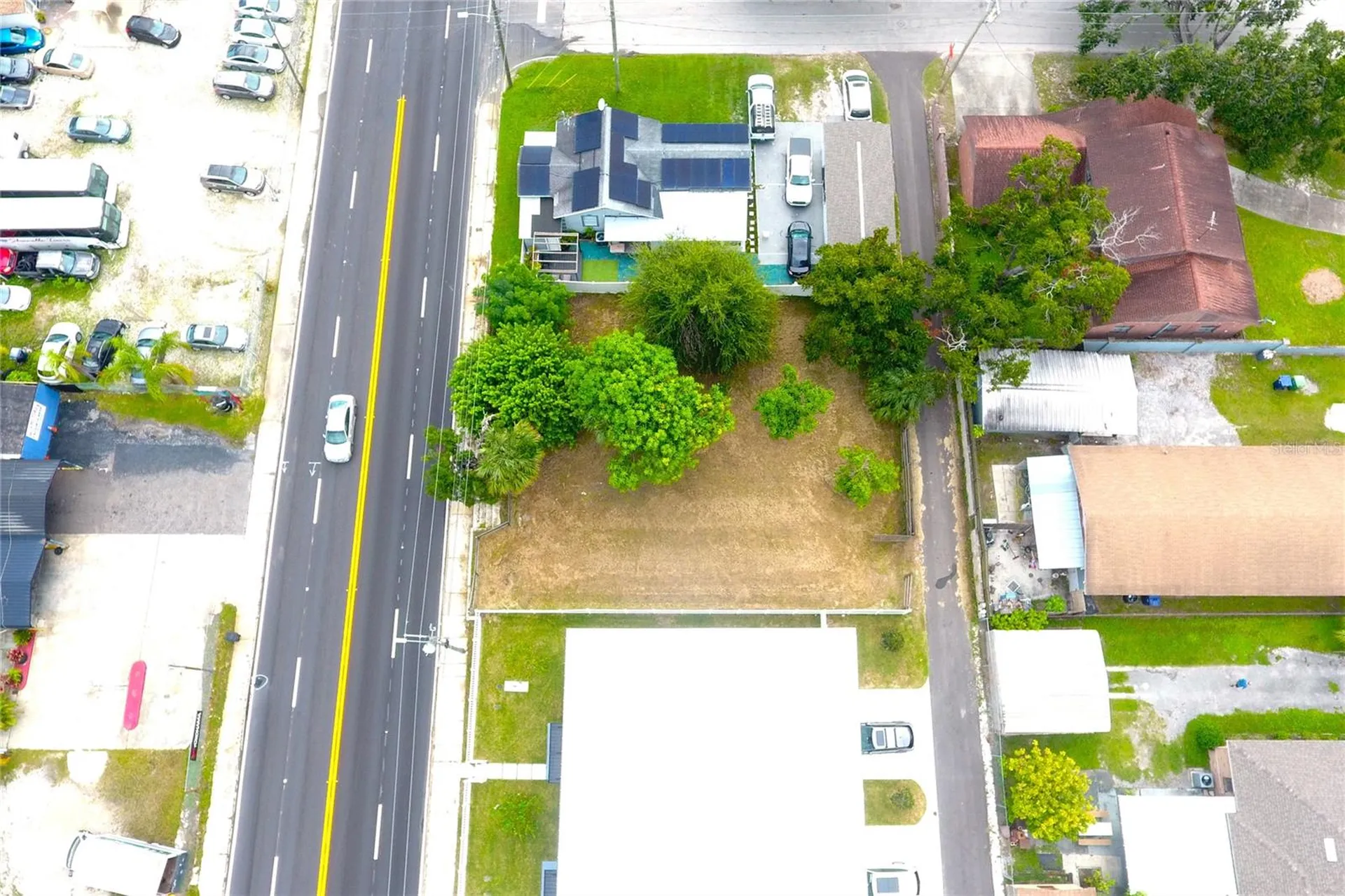 2606 W Columbus Drive Tampa FL 33607