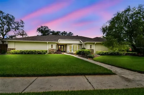 5009 Chattam Lane Tampa FL 33624