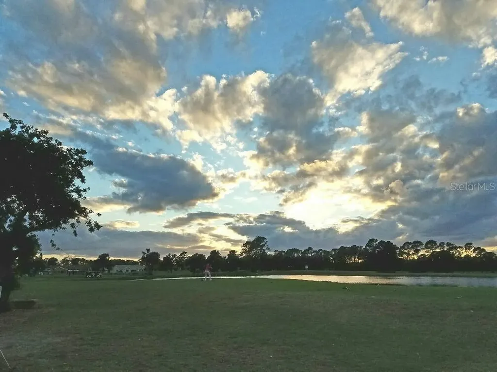 12 Bogey Circle New Smyrna Beach FL 32168