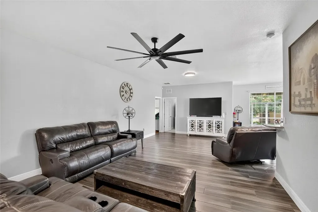 863 C F Kinney Road Lake Wales FL 33859