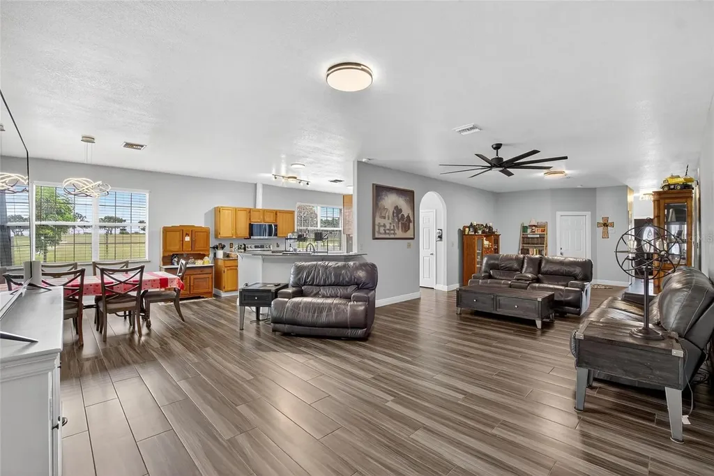 863 C F Kinney Road Lake Wales FL 33859