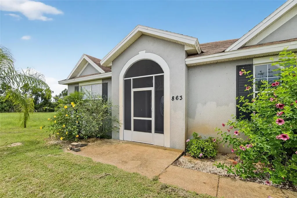 863 C F Kinney Road Lake Wales FL 33859