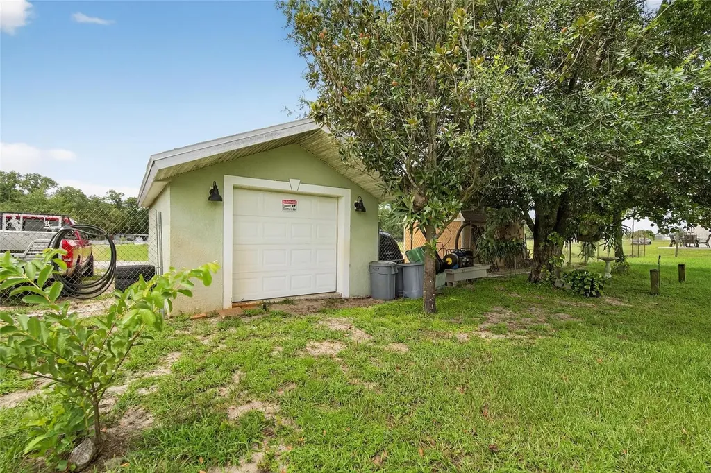 863 C F Kinney Road Lake Wales FL 33859