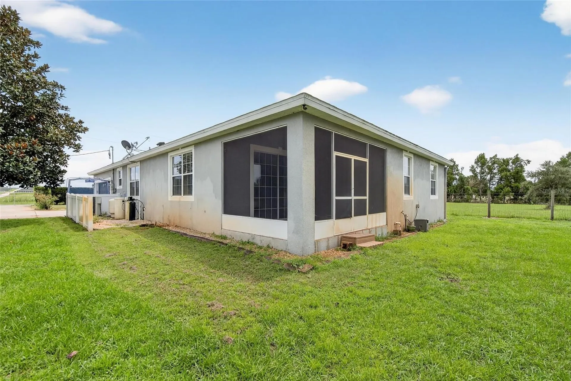 863 C F Kinney Road Lake Wales FL 33859