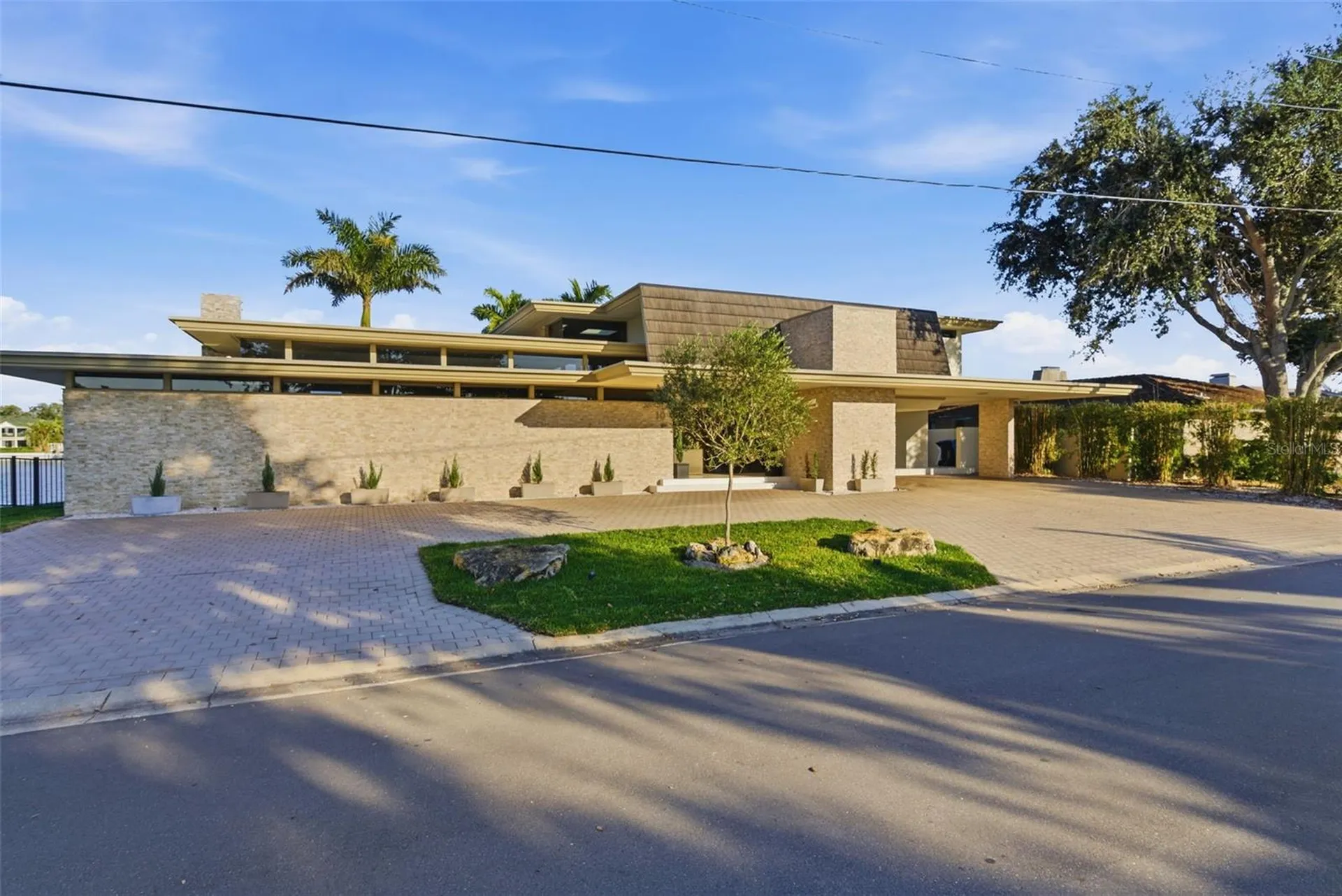 St Petersburg FL, 10 Brightwaters Circle NE